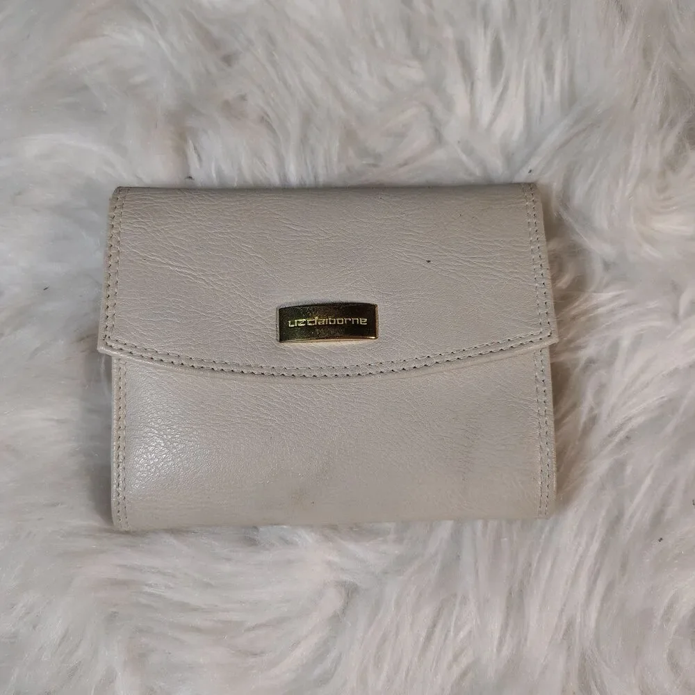Beige Tri Fold Faux Leather Liz Claiborne Wallet Gold Hardware VTG